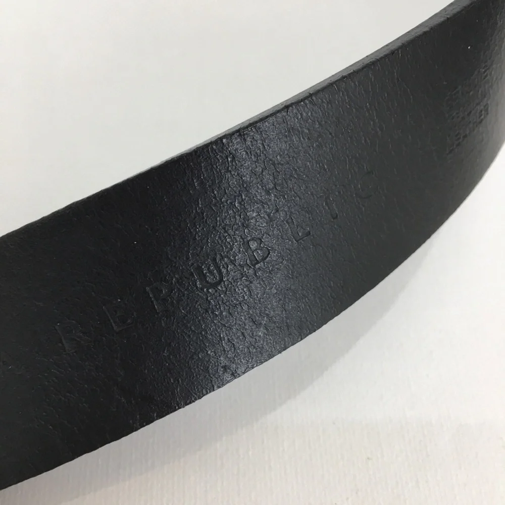 Italian Leather Black Belt by Banana Republic Men’s Size 40 Silver Buckle
